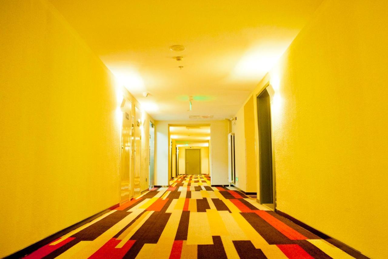Ibis Tianjin Railway Station North Square Otel Dış mekan fotoğraf